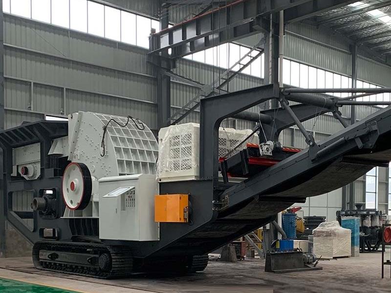 Heavy hammer mobile crushing station