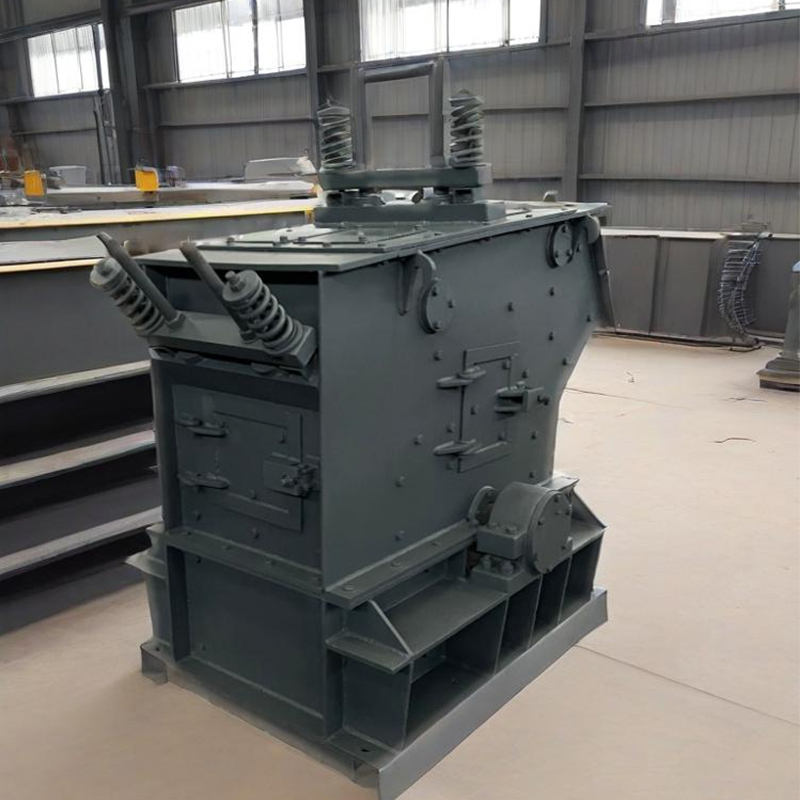 Counterattack crusher, an efficient sand and gravel shaping and crushing equipment